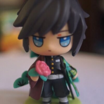 TOMIOKA DEMON SLAYER figura